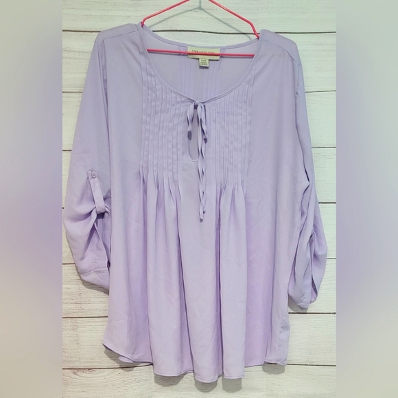 Urbanology Tops - NWOT Urbanology lilac long sleeve blouse 👚 size Xl